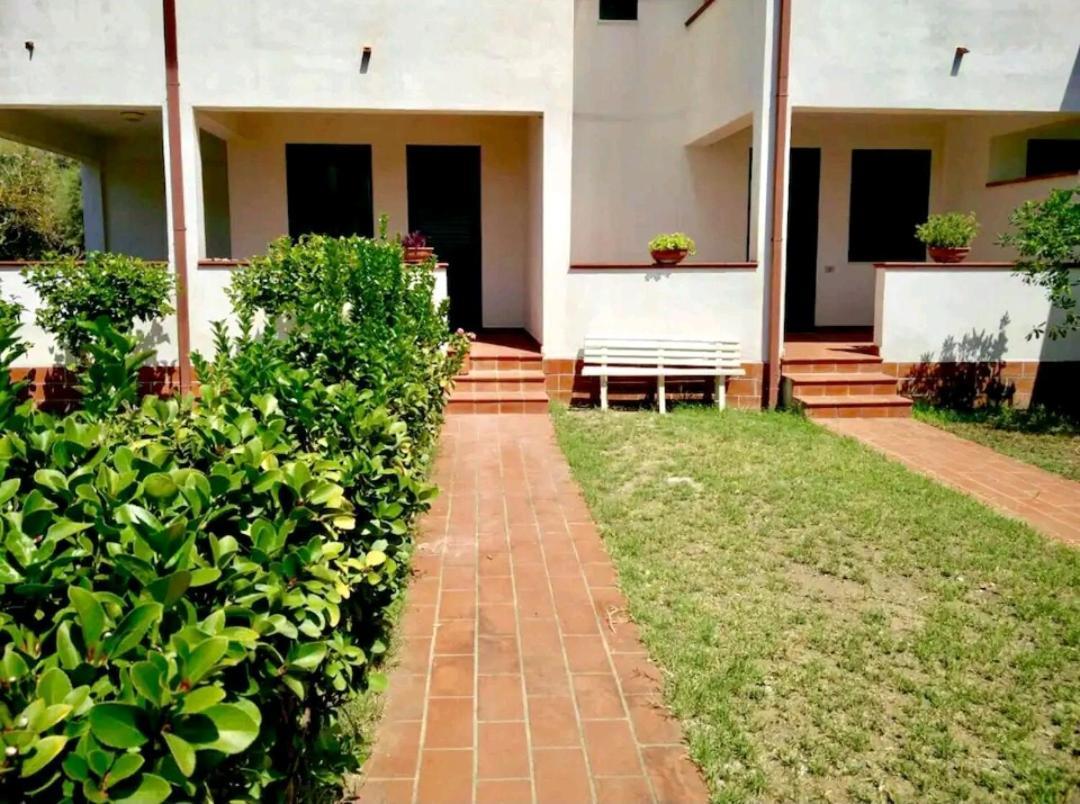 Casa Con Giardino E Terrazzo Vicino Al Mare Villa Piraino Exterior foto